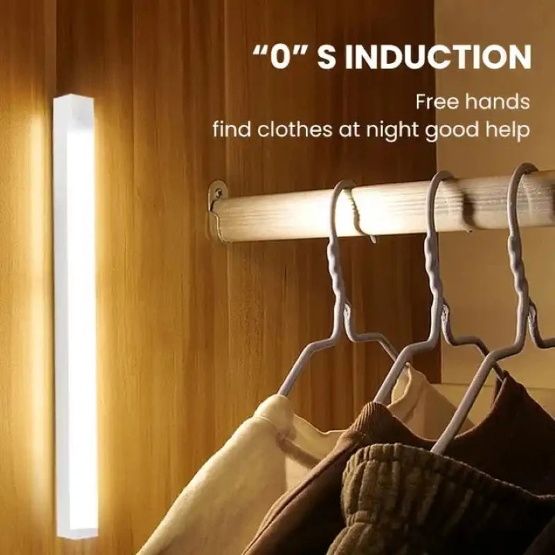 Lámpara con sensor de movimiento, luz nocturna, LED inalámbrica, recargable por USB tipo C, para la iluminación de armarios de cocina, dormitorios, armarios y escaleras