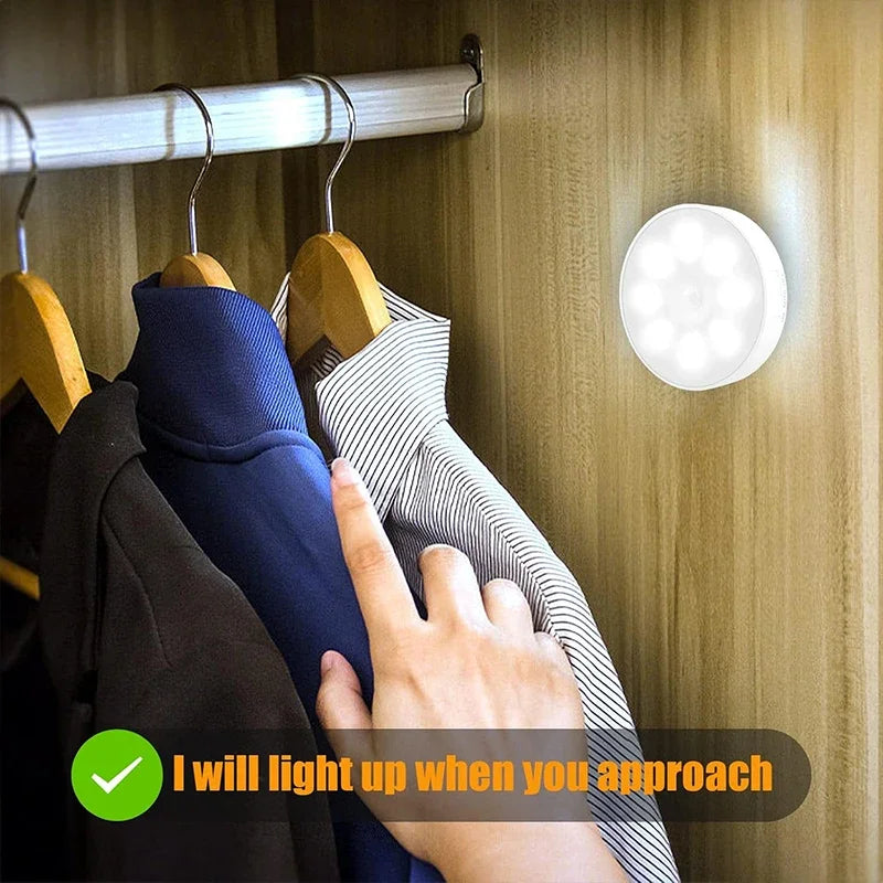 Lámpara nocturna LED con sensor de movimiento, recargable por USB, de 2 a 6 unidades. Lámpara nocturna de 3 colores para armarios, vestidores, escaleras y armarios, sin cables.